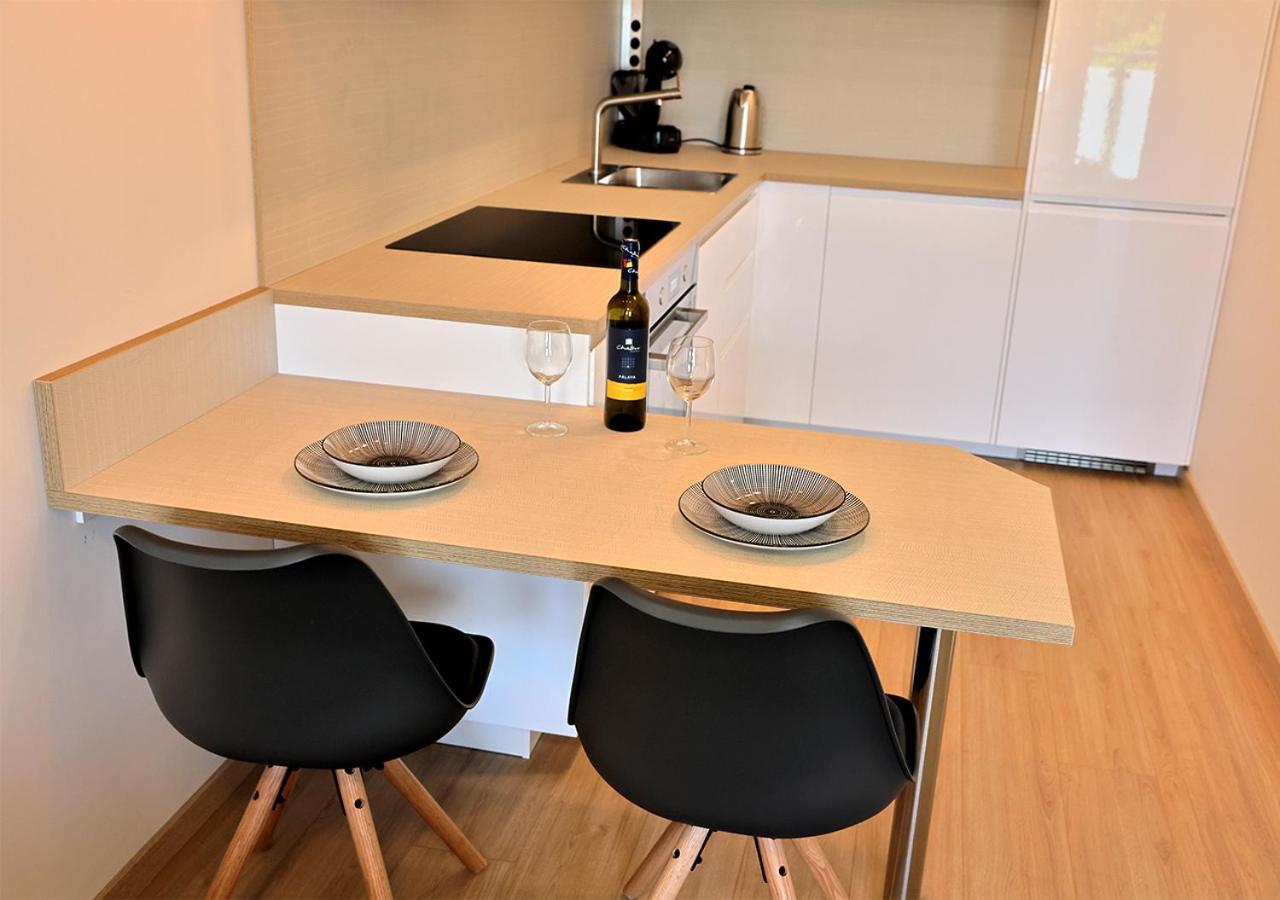 New Cozy 2 Room Pink Apartment Bratislava 059 Exterior foto